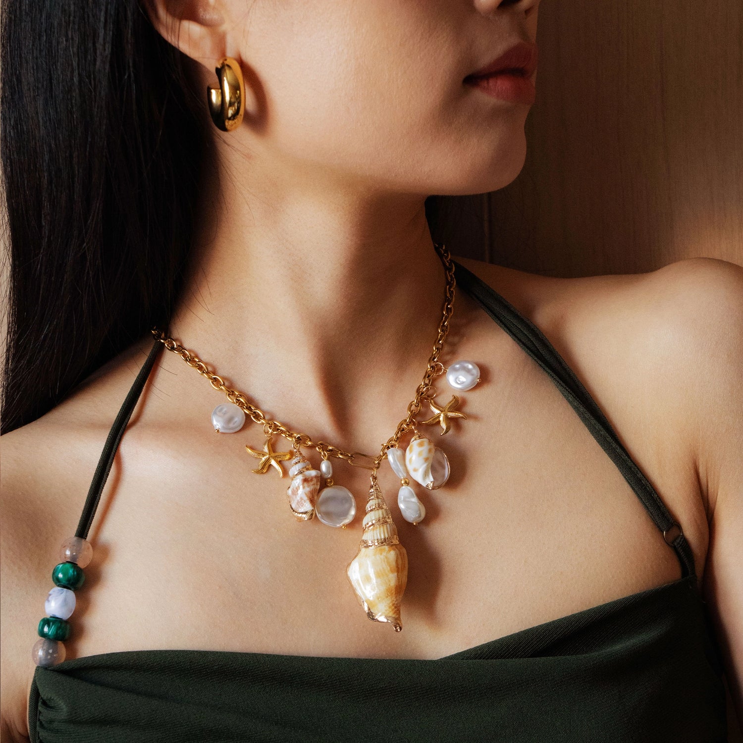 18K Conch Pendant Station Necklace